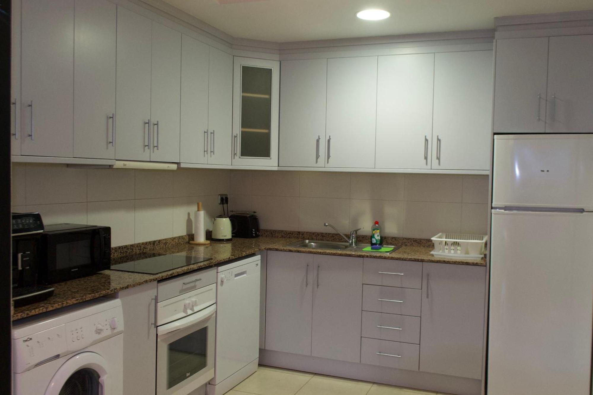 Alicante Apartments מראה חיצוני תמונה