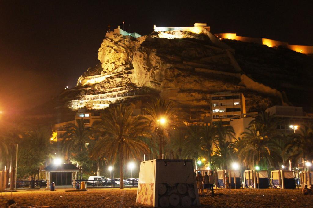 Alicante Apartments חדר תמונה
